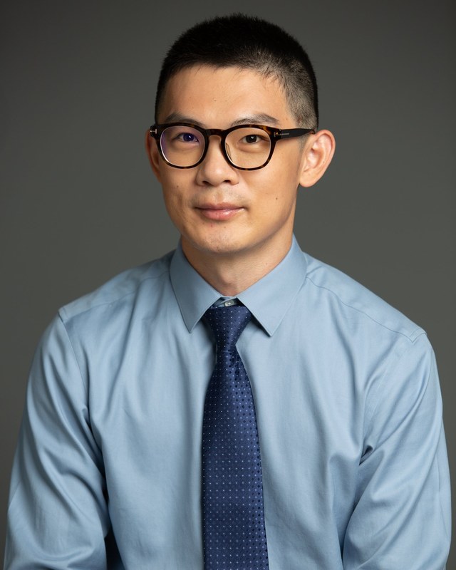 贾龙飞律师 职业照
